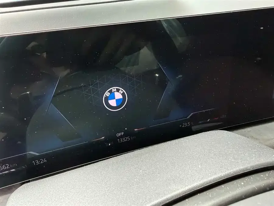 BMW X7 2024 xDrive40i Exclusive M Sport Package 2024 — миниатюра 4