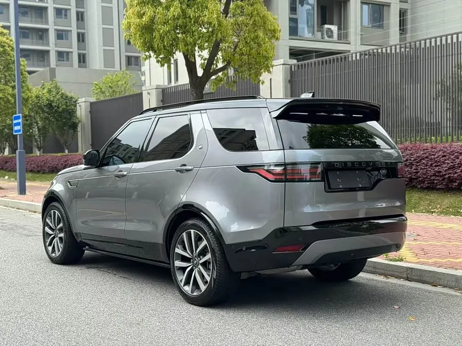 Land Rover finds Discover the 2024 360PS Dynamic SE 2024 — миниатюра 4