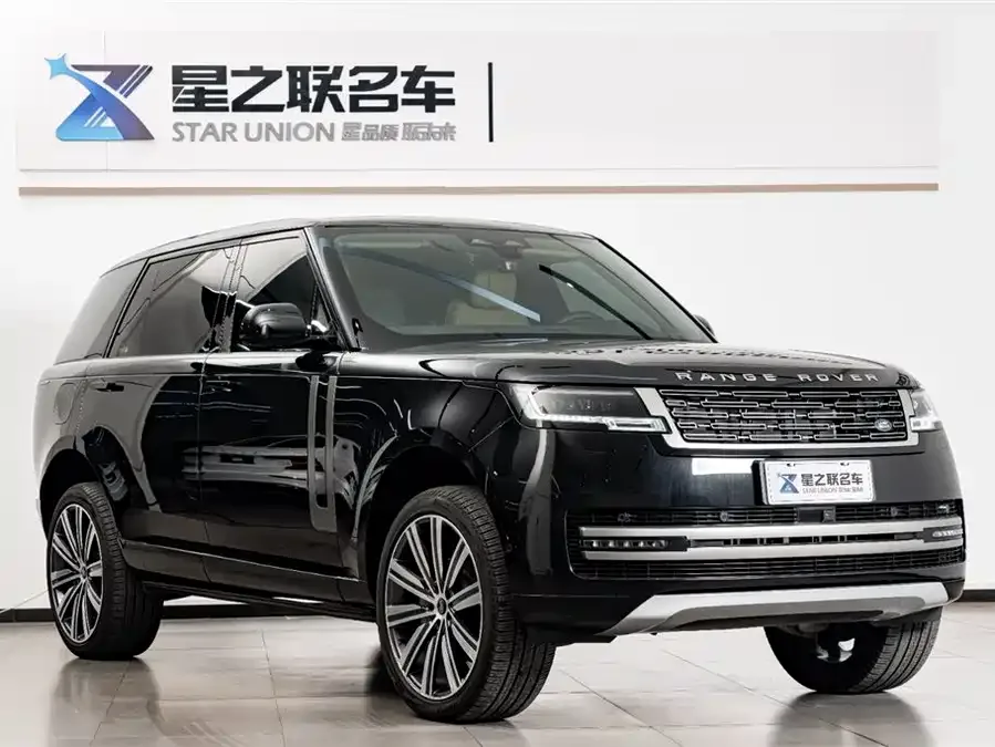 Land Rover Range Rover Range Rover 2024 3.0 L6 400PS Grand Extended Edition 7 Seaters 2024 — миниатюра 2