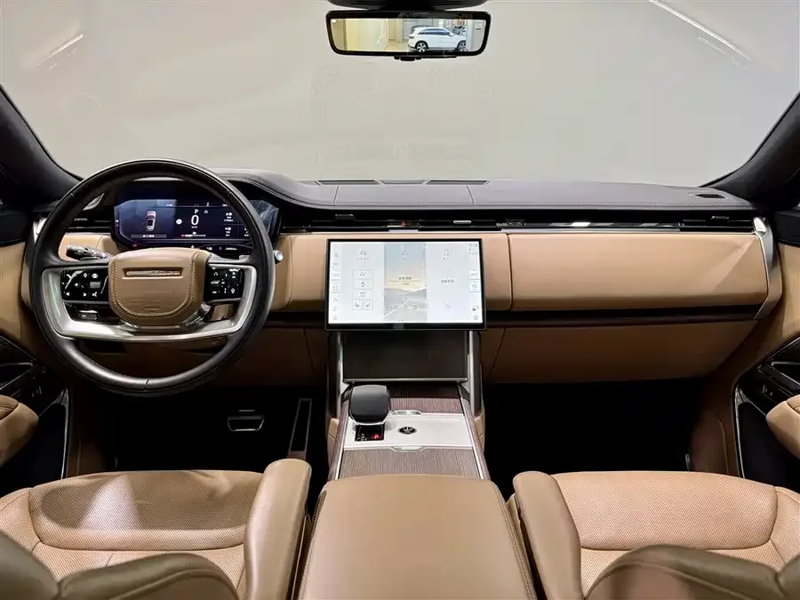 Land Rover Range Rover Range Rover 2024 3.0 L6 400PS Grand Extended Edition 7 Seaters 2024 — миниатюра 5