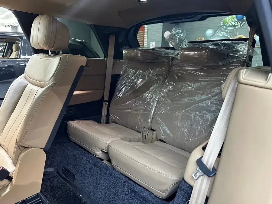 Land Rover Range Rover Range Rover 2023 3.0 L6 400PS Seven-seat Extended Edition 2023 — миниатюра 4