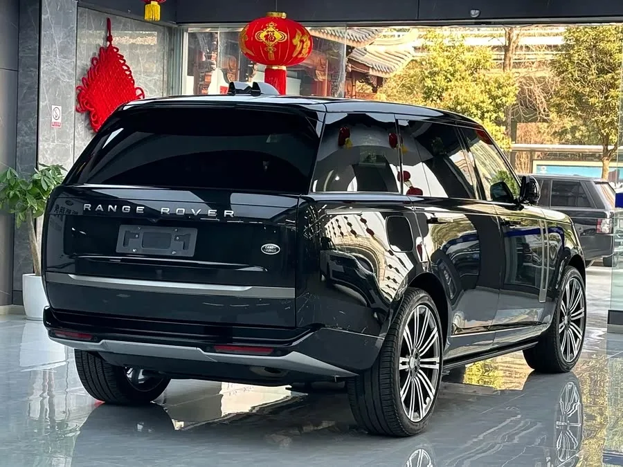 Land Rover Range Rover Range Rover 2023 3.0 L6 400PS Seven-seat Extended Edition 2023 — миниатюра 5