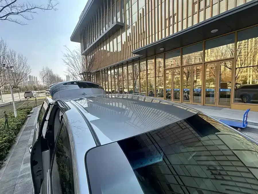 Buick GL8 2023 Land Business Class Smart Edition 2022 — миниатюра 3
