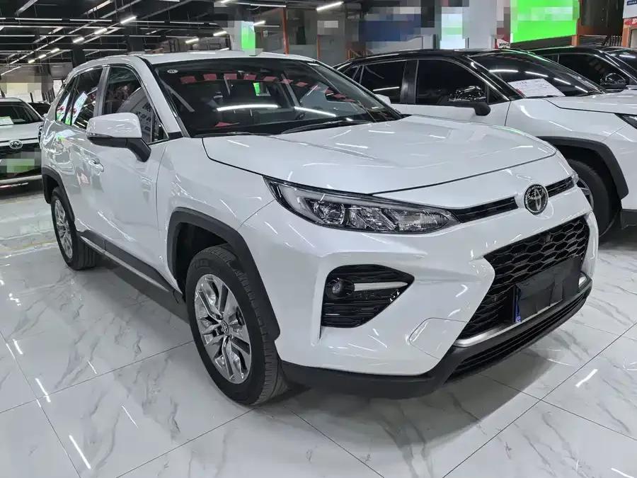 Toyota Wildlander Wildlander 2022 2.0L CVT 4WD Luxury PLUS Edition 2022 — миниатюра 3