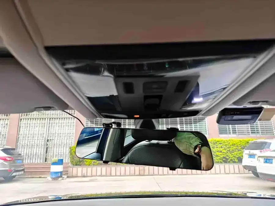Volkswagen Passat Passat 2023 330TSI Starry Sky Deluxe Edition 2023 — миниатюра 5