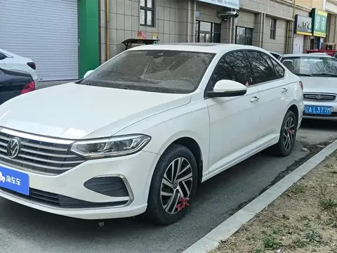 Volkswagen Lavida 2023 купить в Москве