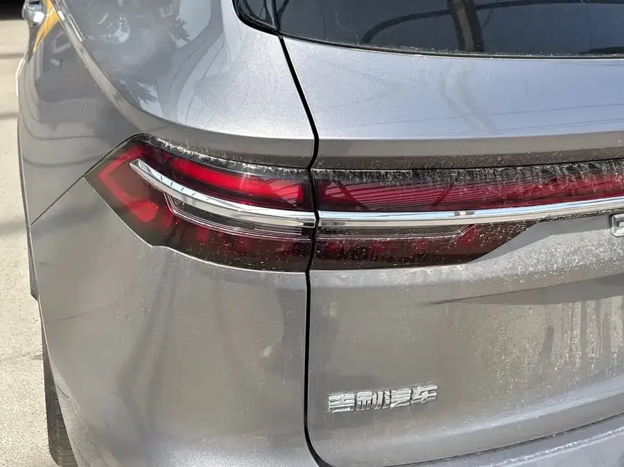 Geely Monjaro Xingyue L 2025 Dongfangyao 2.0TD Automatic Star-gazing Edition 2025 — миниатюра 5