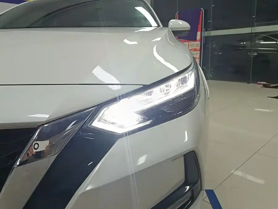 Nissan Sylphy Sylphy 2022 1.6L XL CVT Enjoy Edition 2022 — миниатюра 5