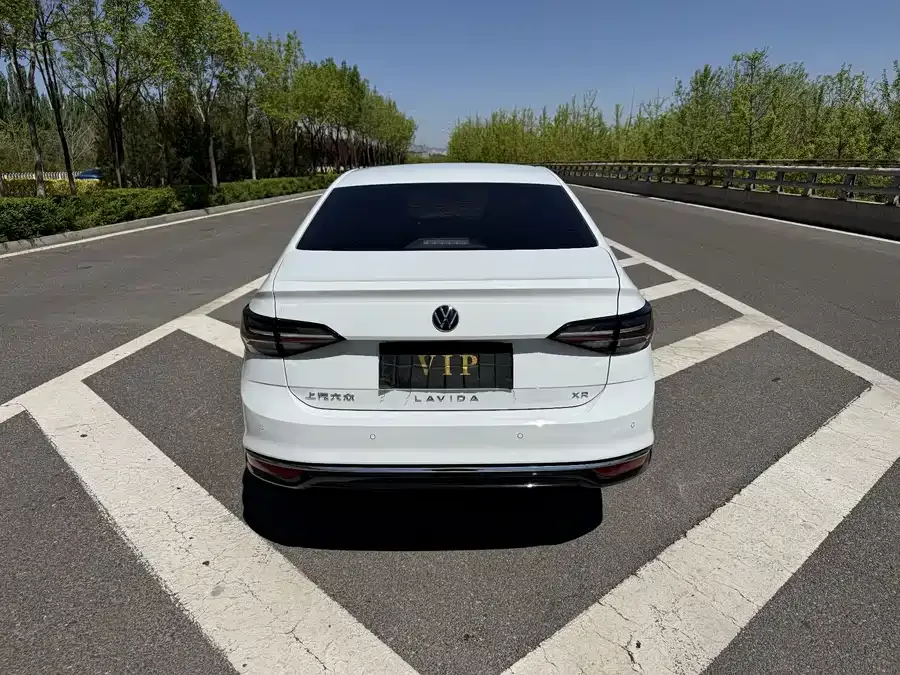 Volkswagen Lavida Lavida 2025 New 1.5L New Edition 2024 — миниатюра 3