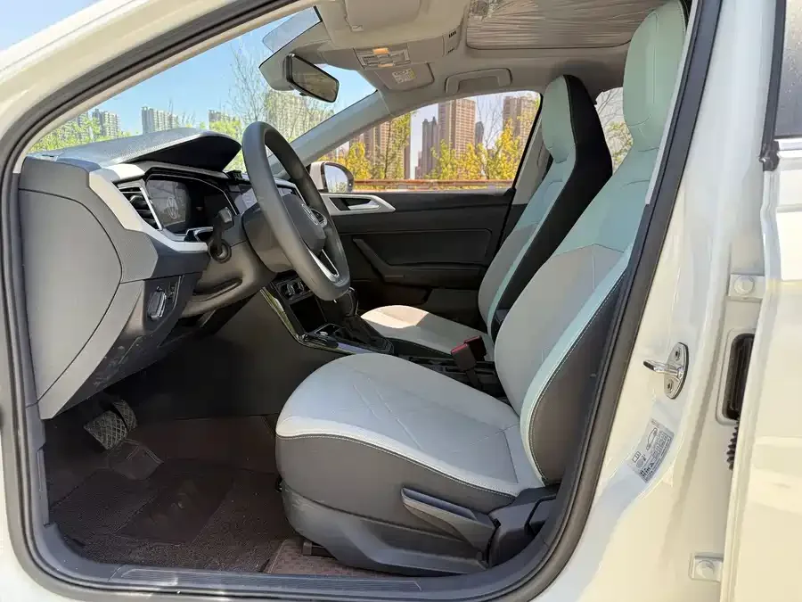 Volkswagen Lavida Lavida 2025 New 1.5L New Edition 2024 — миниатюра 4