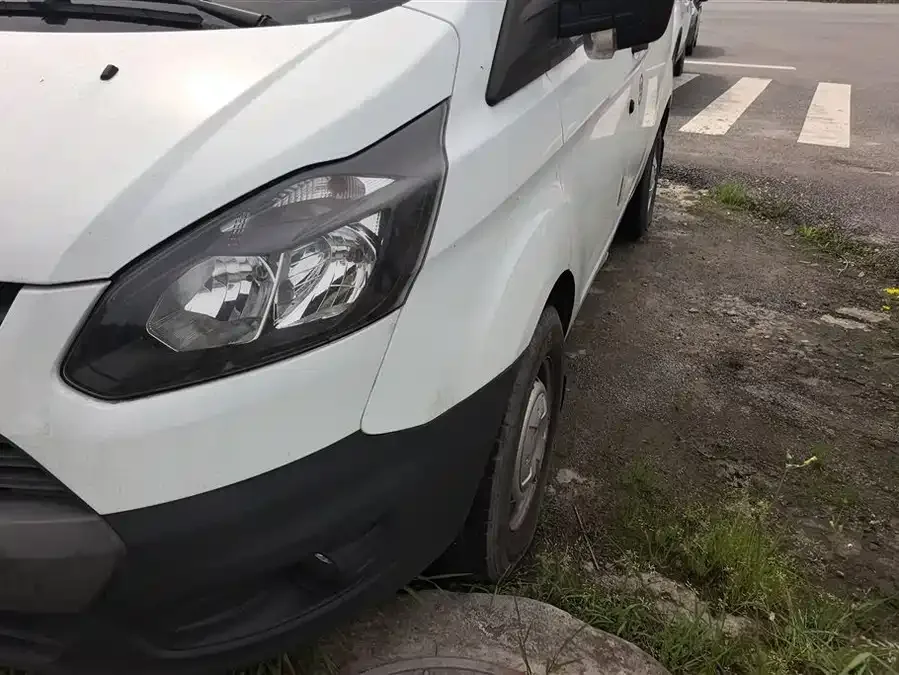 Ford Transit Transit 2019 2.0T diesel multi-functional commercial vehicle short-axle mid-roof 6-seater National VI 2022 — миниатюра 2