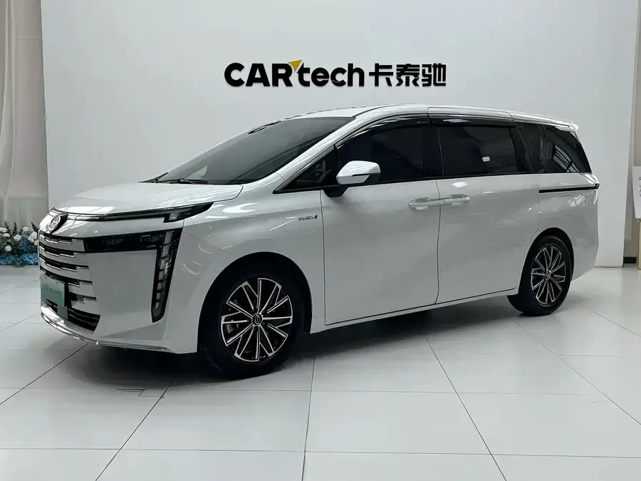 GAC Trumpchi E8 New Energy 2024