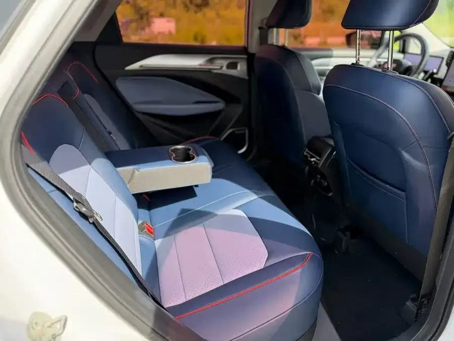 Geely M6 Geely Geometry M6 2022 450 New Enjoyment Edition 2023 — миниатюра 5