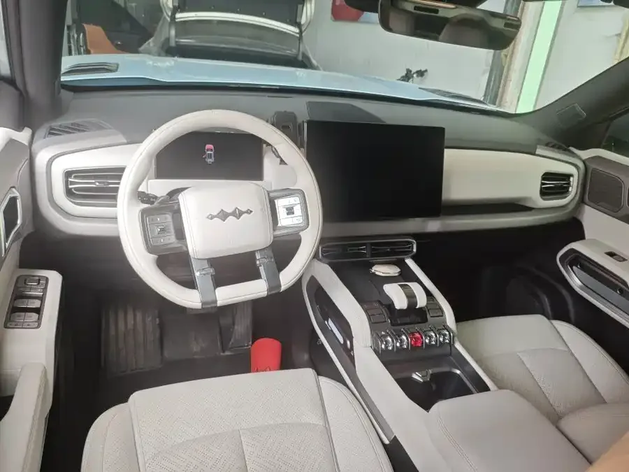 BYD Leopard Titanium 3 Titanium 3 2025 501KM 4WD Ultra Edition 2025 — миниатюра 2