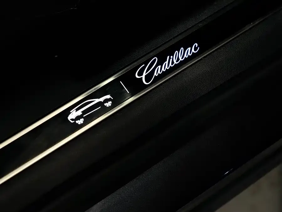 Cadillac IQ Ruige IQ Ruige 2022 four-wheel drive high-performance premium version 2024 — миниатюра 5