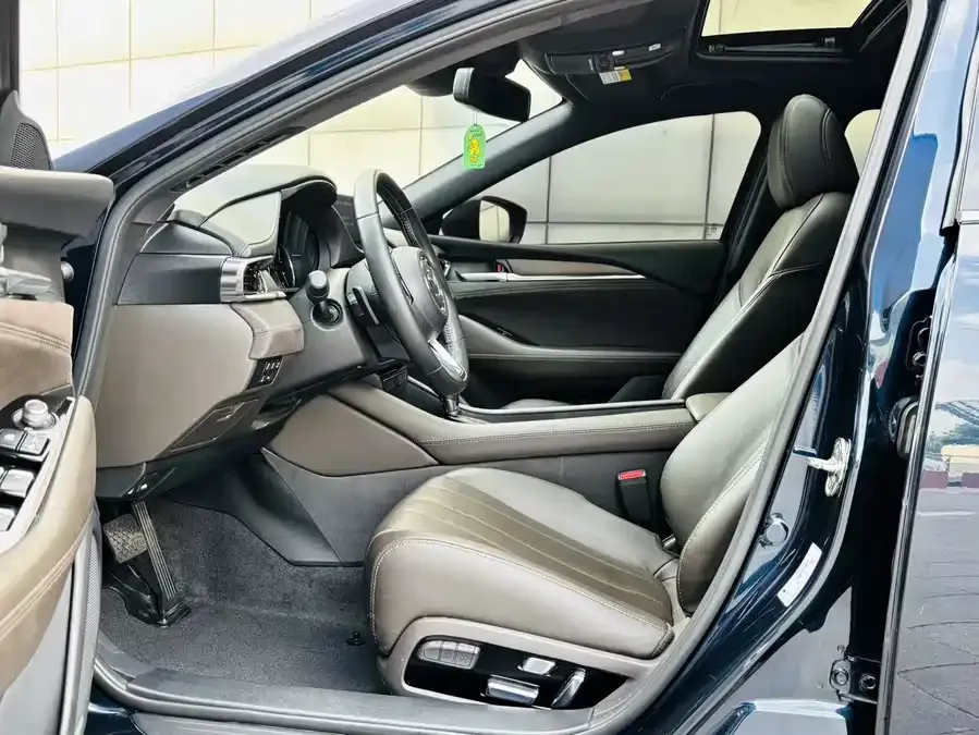 Mazda Atenza 2021 Atez 2.5L Blue Sky Premium Edition 2022 — миниатюра 3