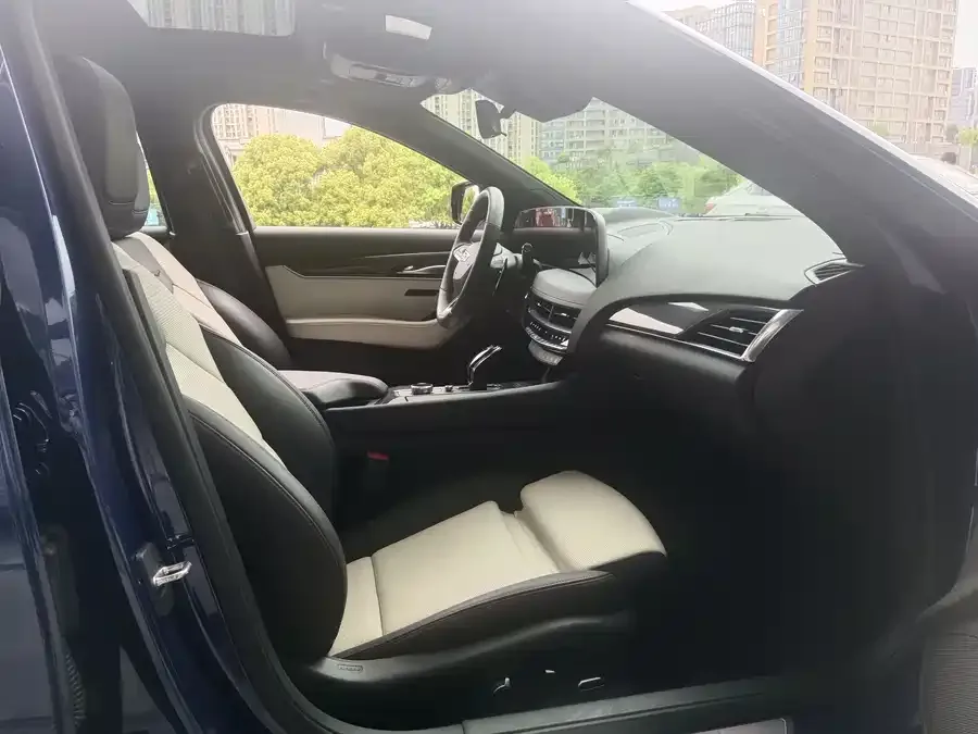 Cadillac CT5 2022 28T Platinum Type 2024 — миниатюра 4
