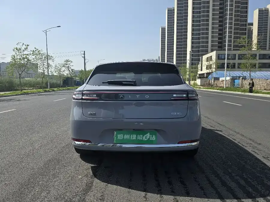 AITO M5 M5 2025 Extended Range Ultra Rear-wheel Drive 2025 — миниатюра 5
