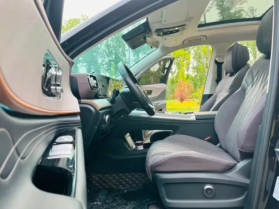 Chery Tiggo 9 C-DM Tiggo 9 C-DM 2025 1.5T 106KM Super Edition 5-seater LiFePO4 2025 — миниатюра 4