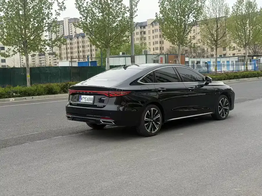 Chery Arrizo 8 PRO Chery Arrizo 8 PRO 2025 1.6T DCT Standard Edition 2025 — миниатюра 3