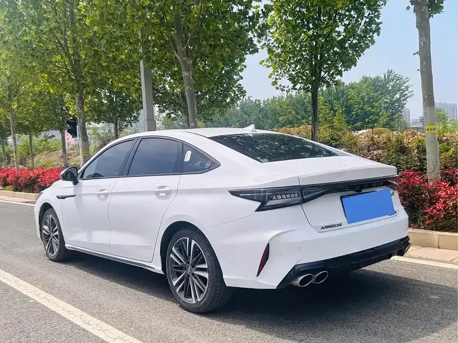Chery Arrizo 8 Arrizo 8 2025 2.0T DCT 2025 — миниатюра 3