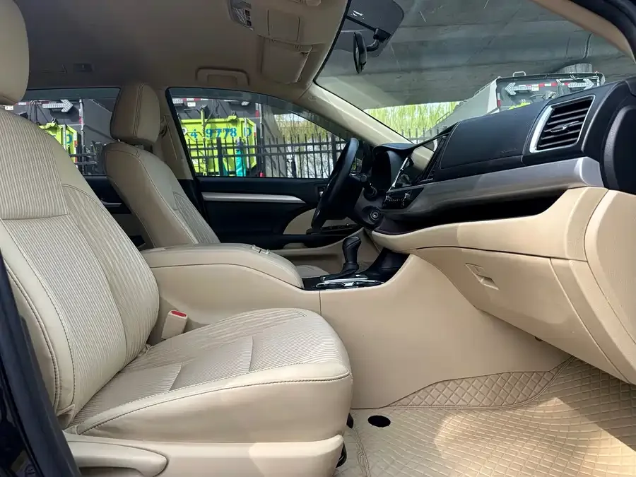Toyota Highlander Highlander 2021 2.0T 4WD Elite Edition 7 Seaters 2022 — миниатюра 4