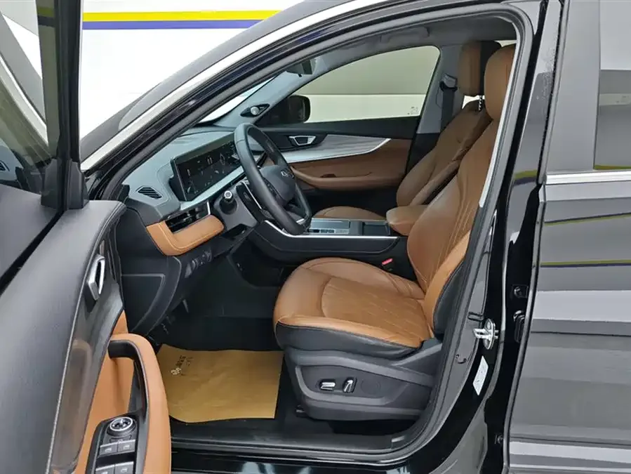 Chery Tiggo 8 Tiggo 8 2023 Kunpeng Edition 290TGDI Automatic Premium Edition 2023 — миниатюра 3