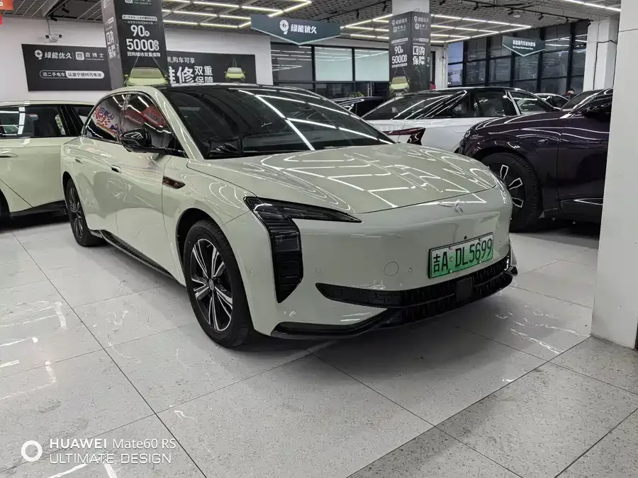 Hongqi EH7 2024