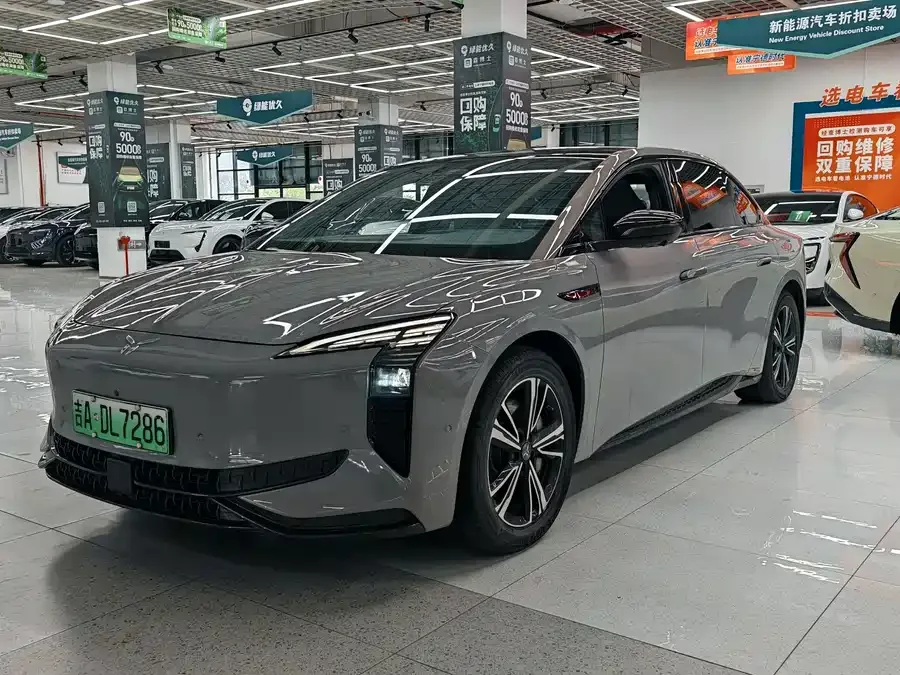 Hongqi EH7 2024
