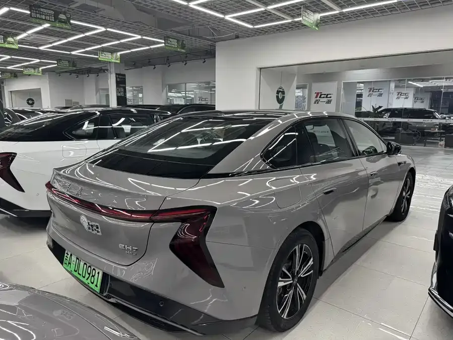 Hongqi EH7 Hongqi EH7 2024 820 Pro 2024 — миниатюра 4