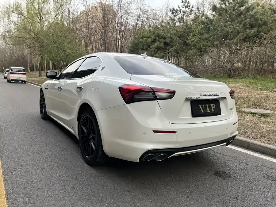 Maserati GHIBLI Ghibli 2022 2.0T GT Edge Edition 2023 — миниатюра 2