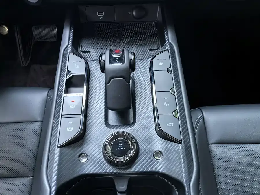 Haval Big Dog PLUS Haval Big Dog PLUS 2023 1.5T 2WD Trendy Wild Edition Plus 2023 — миниатюра 3