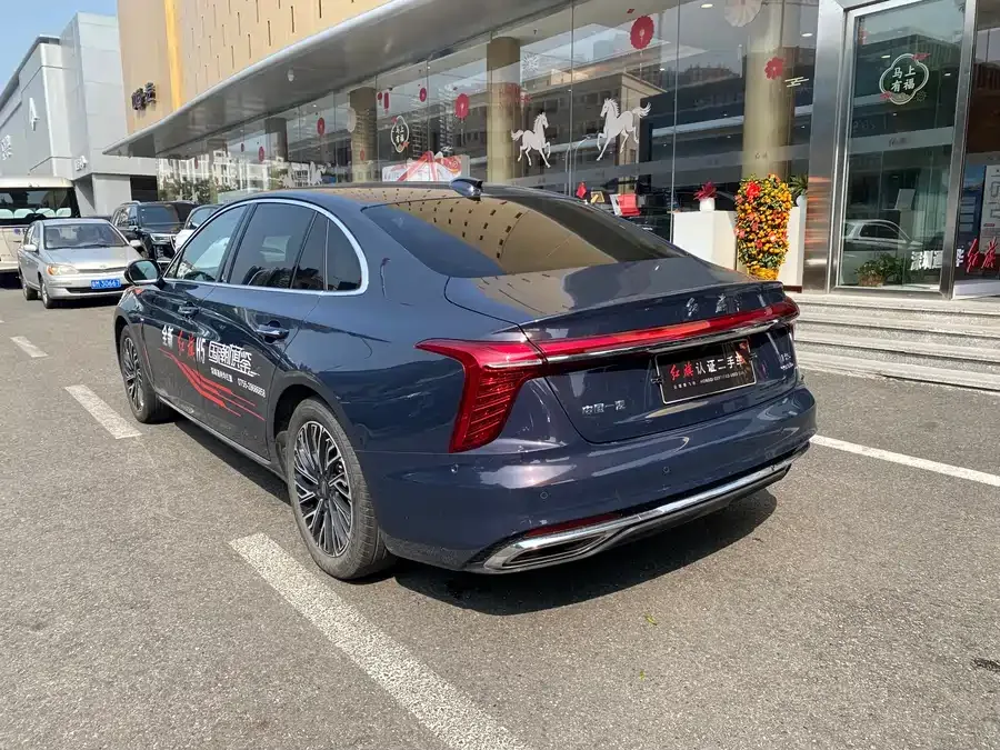 Hongqi H5 Hongqi H5 2024 2.0T Automatic Intelligent Connection Flagship Edition 2023 — миниатюра 2