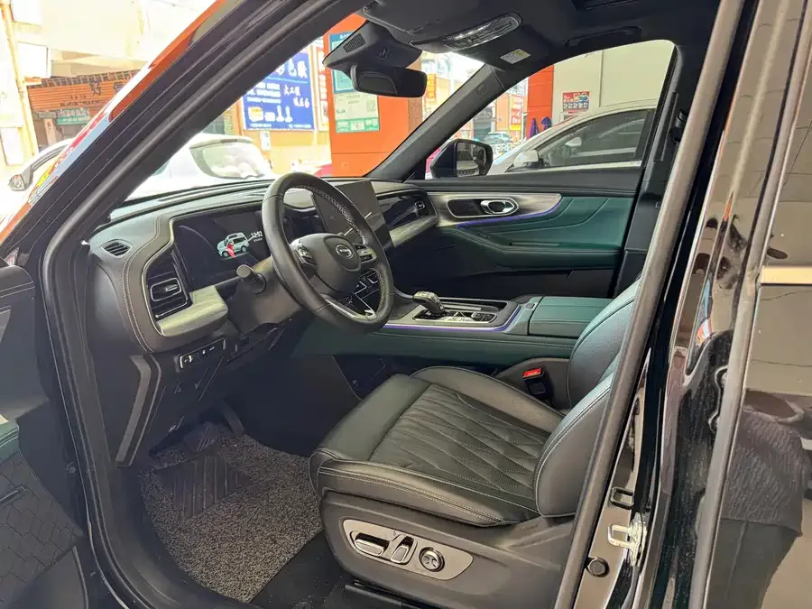 GAC Trumpchi GS8 Trumpchi GS8 2022 Pilot Series 2.0TGDI 2WD Luxury Smart Edition (7 Seaters) 2022 — миниатюра 2