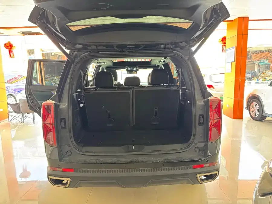 GAC Trumpchi GS8 Trumpchi GS8 2022 Pilot Series 2.0TGDI 2WD Luxury Smart Edition (7 Seaters) 2022 — миниатюра 4