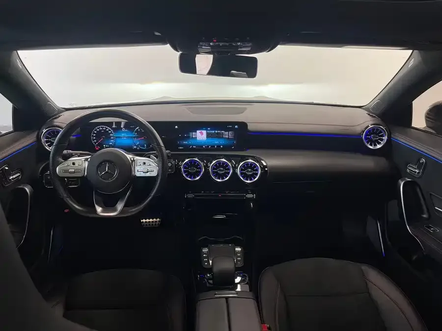 Mercedes-Benz CLA-Class Mercedes-Benz CLA (Imported) 2022 CLA 200 Shooting Brake 2022 — миниатюра 2