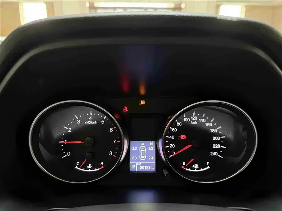 Haval M6 Haval M6 2023 PLUS 1.5T DCT Luxury Smart Connected Edition 2023 — миниатюра 3