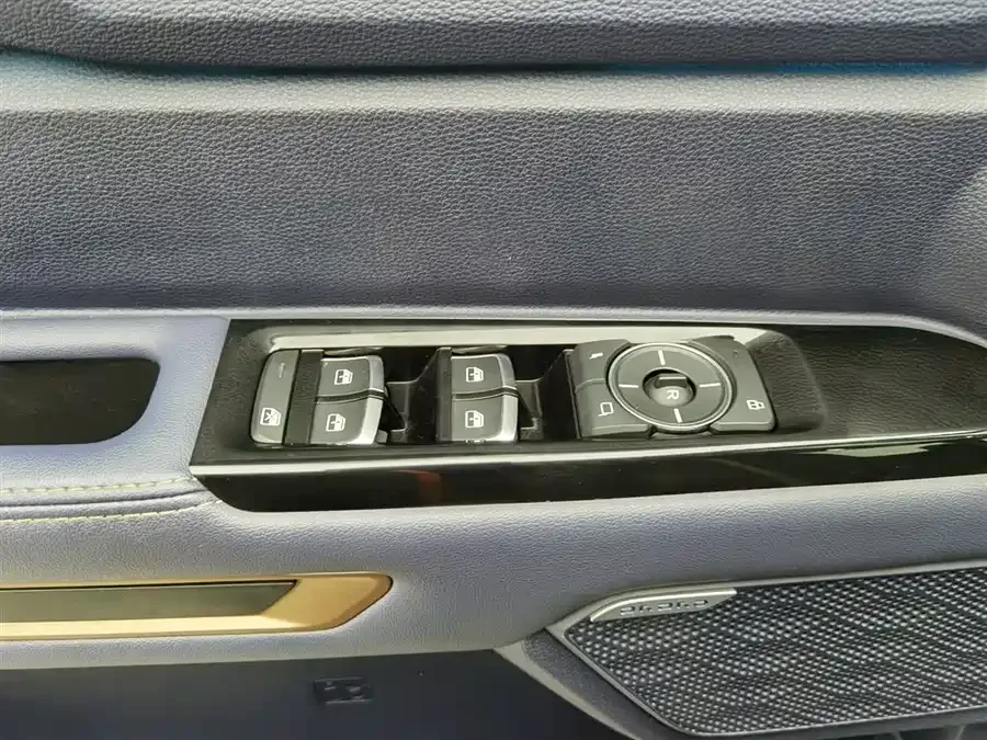 Jiangling Avenue 2023 Dadao Light Chaser 2.3T Diesel Automatic 4WD Standard Axle Supreme Edition 2023 — миниатюра 3