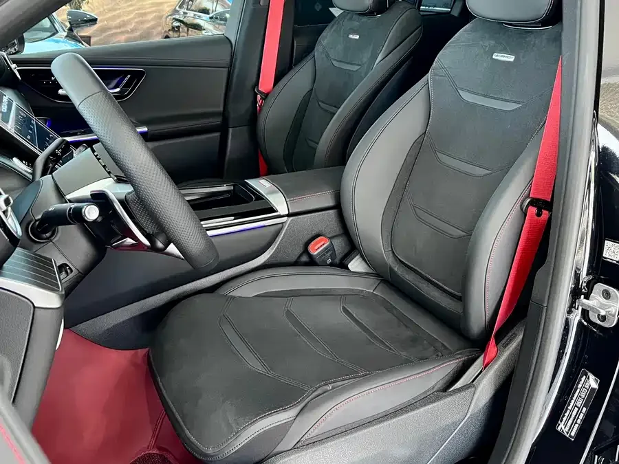Mercedes-Benz GLC AMG Mercedes-Benz GLC AMG 2024 AMG GLC 43 4MATIC 2025 — миниатюра 2