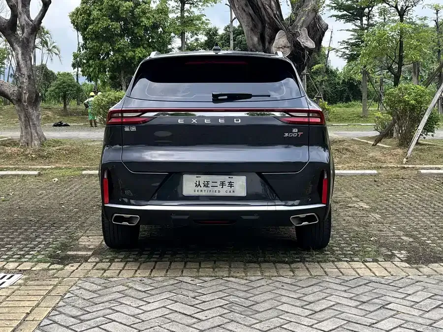 Exeed TXL Xingtu Lingyun 2024 300T 2WD Star Edition 2024 — миниатюра 2