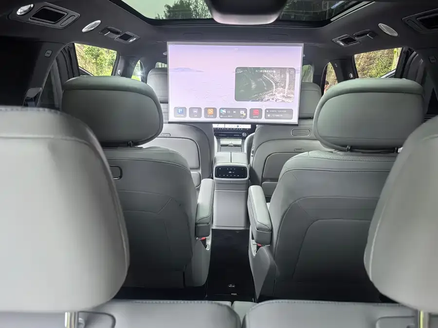 AITO M9 M9 2024 Extended Range Ultra Edition 42kWh 6-seater Edition 2024 — миниатюра 4