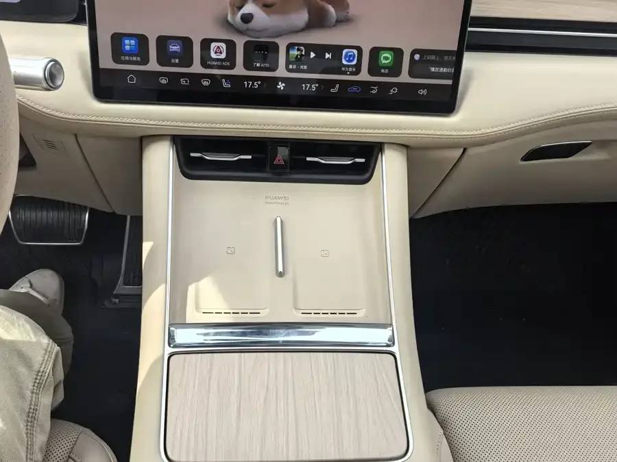 AITO M5 M5 2025 Extended Range Ultra 4WD Edition 2025 — миниатюра 4