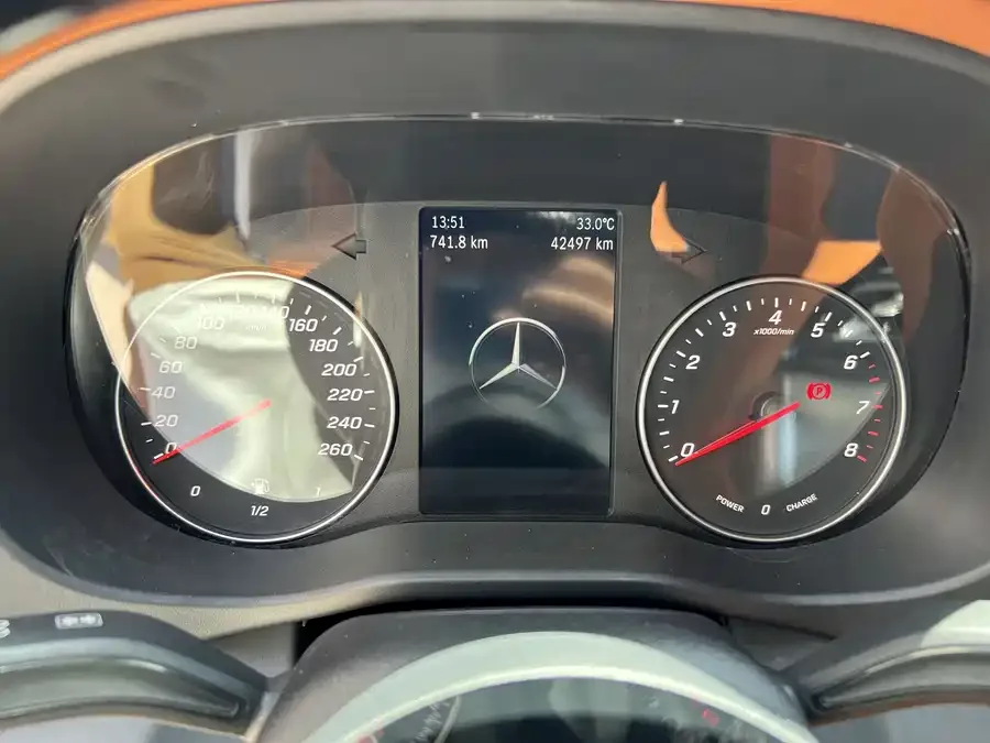 Mercedes-Benz Vito Vito 2024 2.0T Elite Edition 7 Seaters 2025 — миниатюра 3