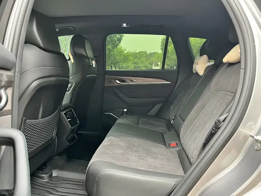Geely Monjaro Xingyue L 2025 Dongfangyao 2.0TD Automatic Star-gazing Edition 2025 — миниатюра 2