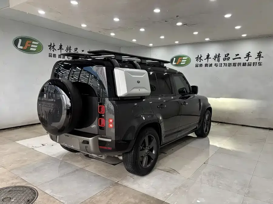 Land Rover guard Land Rover Defender 2023 facelift 110 3.0T P400 X-DYNAMIC HSE 2023 — миниатюра 2