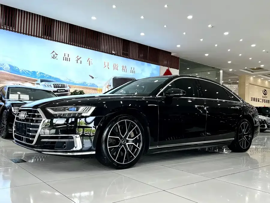 Audi A8 2022