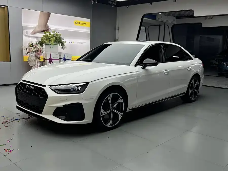 Audi a4 l 2024
