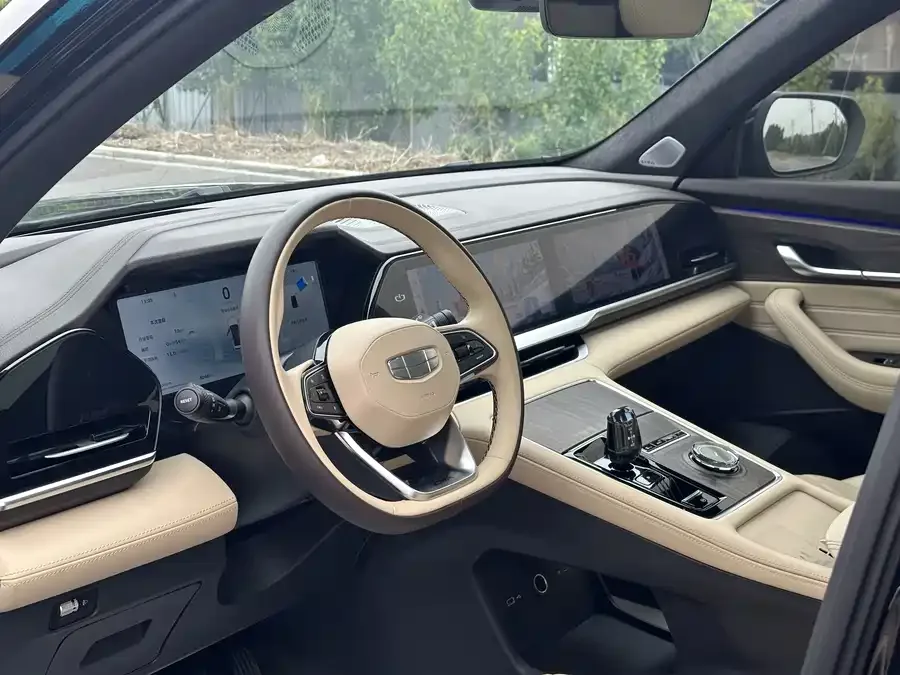 Geely Monjaro Xingyue L 2025 Dongfangyao 2.0TD Automatic Star-gazing Edition 2025 — миниатюра 3