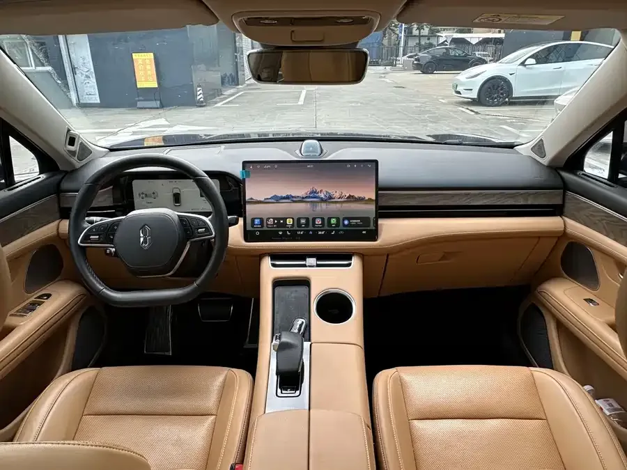 AITO M5 M5 2022 Extended Range 4WD Performance Edition 2022 — миниатюра 2