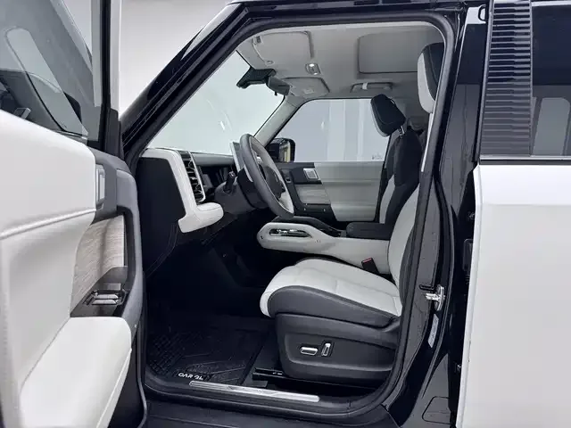 iCAR 03 iCAR 03 2024 472km 4WD long-range version 2024 — миниатюра 5
